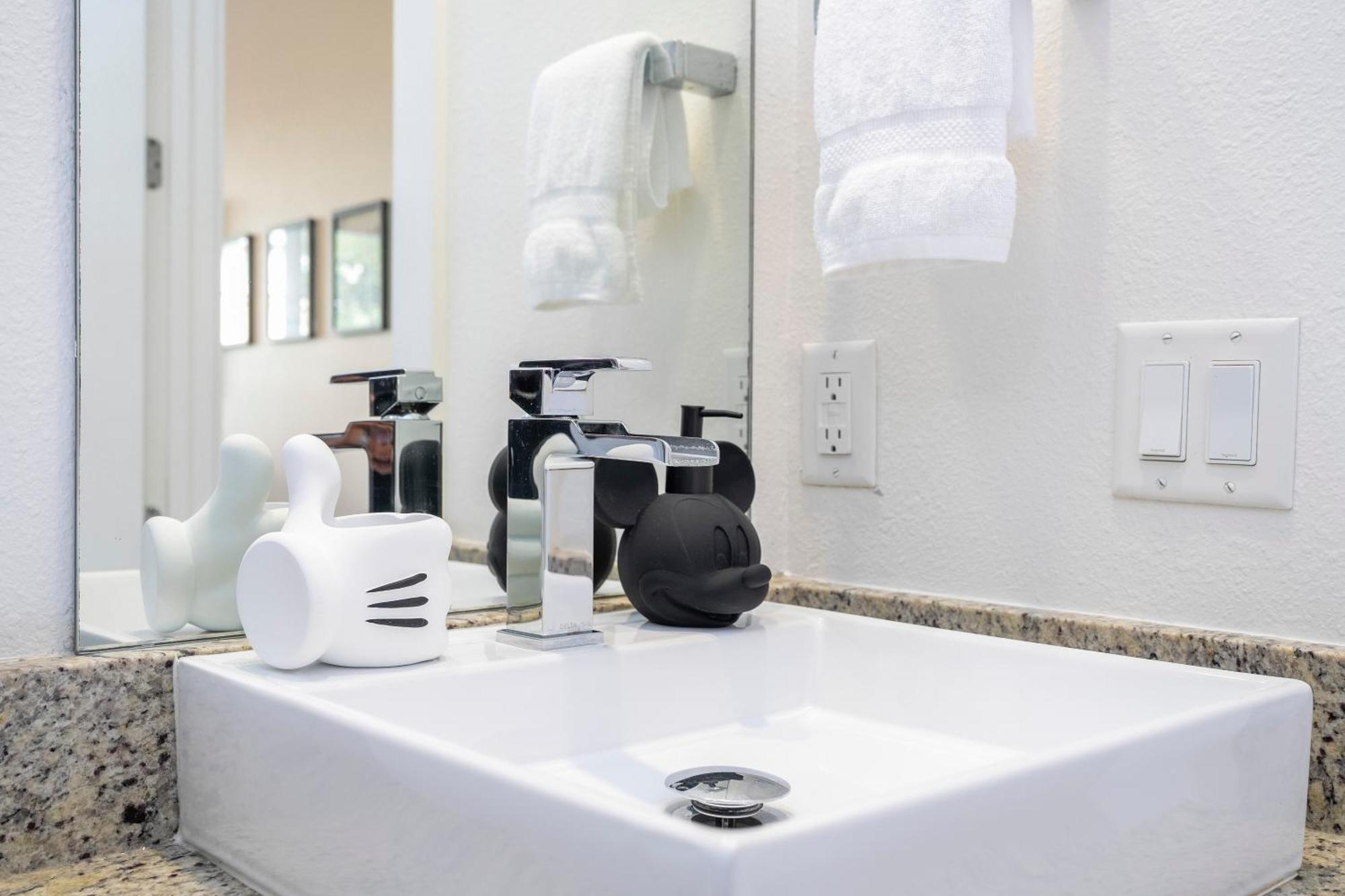 Themed Disney House 5 Min To Disney Parks, Heated Pool, Jacuzzi, Gym And More Orlando Luaran gambar